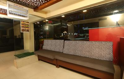 OYO 22950 Royal Grand