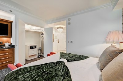 Vintage Lair at Signature