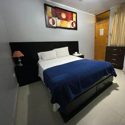 Hotel Loma Dorada