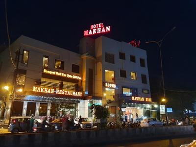 Hotel Makhan Residency