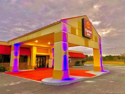 Ramada by Wyndham Santee I-95
