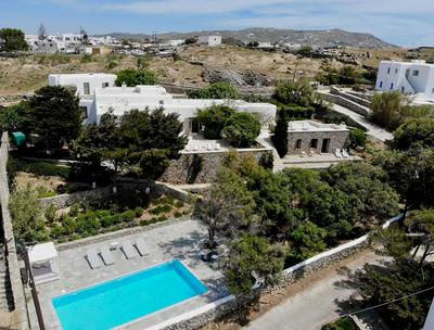 Traditional Villa With Swimming Pool
