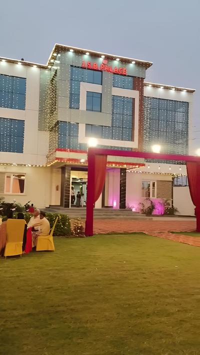 Goroomgo JSB Palace Varanasi