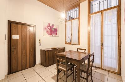 Carro Apartment