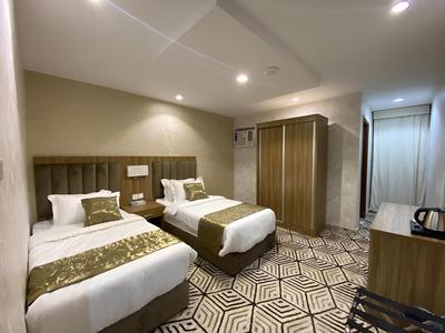 Seven Mountains Hotel