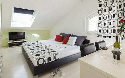 Room-delightfull Room for 2