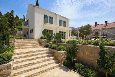 Hedera Estate, Villa Hedera Xviii