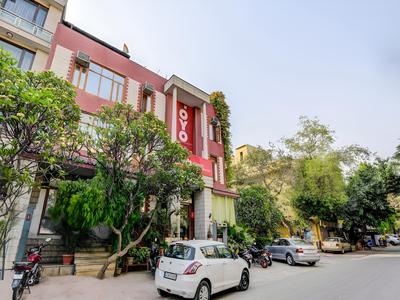 OYO Flagship 632 Kalkaji Mandir