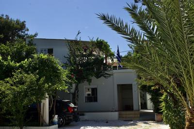 "spyros" 1-room Apartment - Simple, Cozy, Close to the Beach