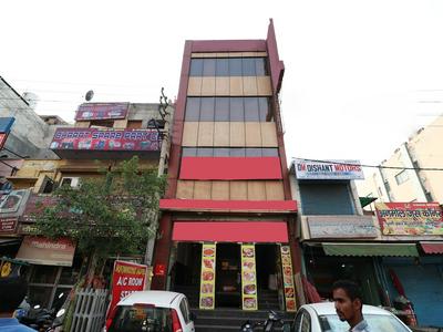 OYO 12780 New Hotel Rajwada