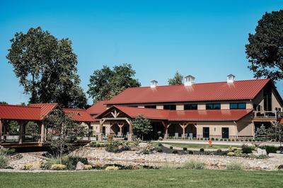 Tall Oaks Resort