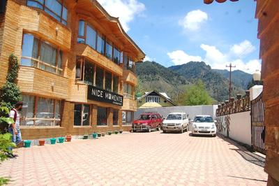 Paradise Inn