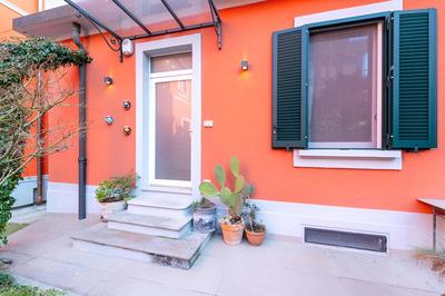 Roof Terrace in Como by Wonderful Italy