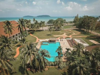The Nouveau Chumphon Beach Resort & Golf