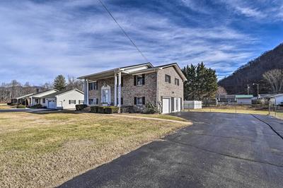 Cozy Vacation Rental Home Near Watauga Lake!