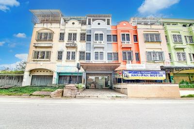 Capital O Pusat Kota Pekanbaru Near Mall Living World Formerly Radja Homestay