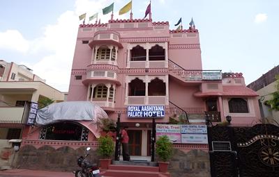 Royal Aashiyana Palace Hotel