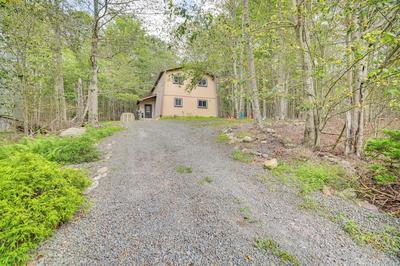 Wooded Tobyhanna Home w/ Fire Pit & Lake Access!