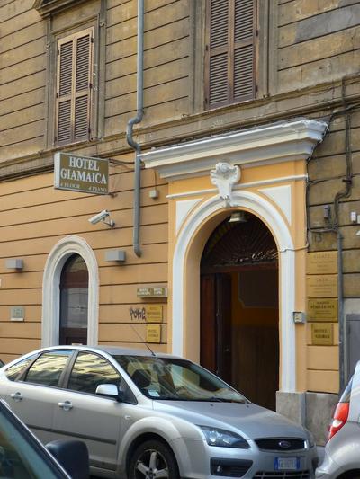 Hotel Giamaica for Girls & Ladies Only