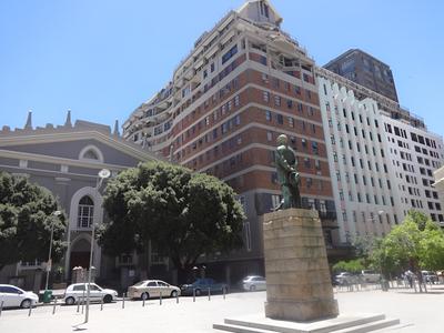 Trendy 1-BR City Center Apt