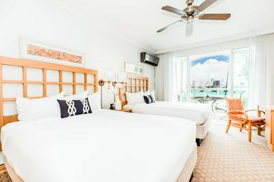 827 Sea and Sun Studio