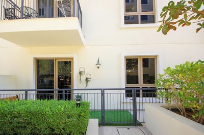 1BR with Beach Access La cote La mer