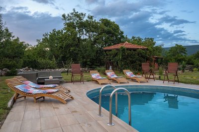 Villa Bravic 4*, Nature Home With Pool Near Split