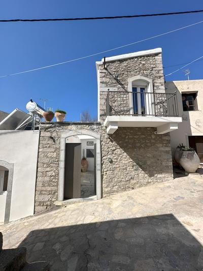 Astra House Braxasi