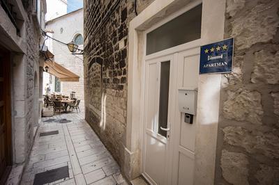 Stone house Lino Trogir