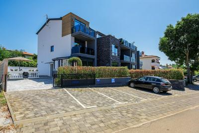 Apartment in Kukci With Heated Pool
