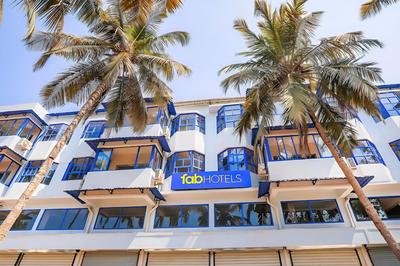 FabEscape Aqualura Verem With Swimming Pool
