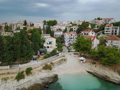 Alluring Apartment With Balcony and Sea View