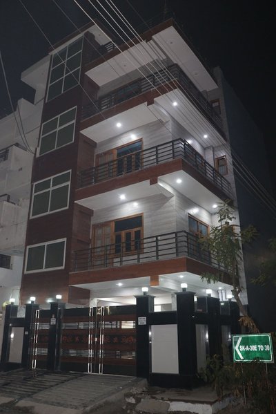Let'stay Sector 112 Noida