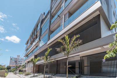 833-Apartamento 2 suítes em Bombinhas