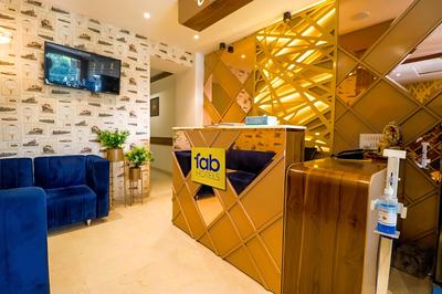 Fabhotel California Heights