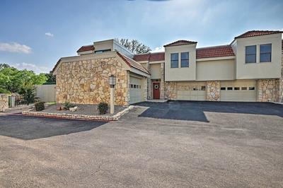 Modern Townhome w/ Patio, Next Door to Resort