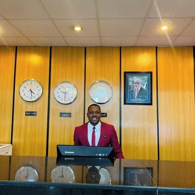 Royal Birds Hotel And Towers