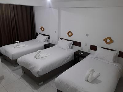 Pakarina Hotel