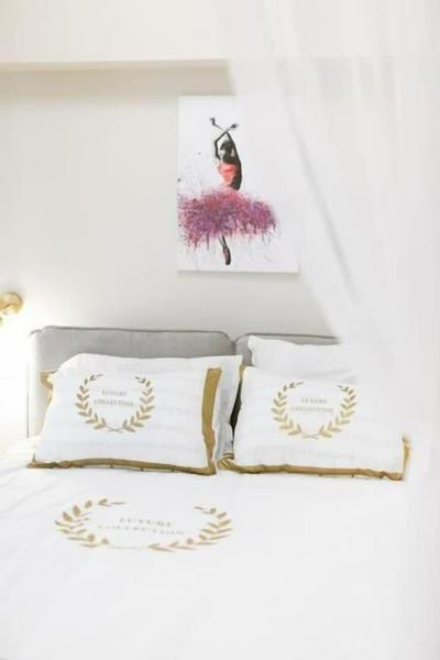 Luxury 3 by OTOTO