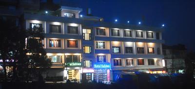 WOWSTAYZ Hotel Sahiwa