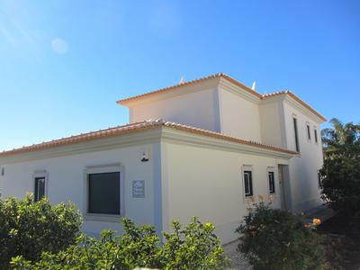 Luxury Villa in Albufeira With Heated Private Pool