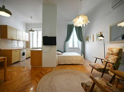 Sweet and Winding Centre Lodge