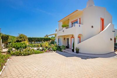 Villa Kela