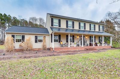 Spacious Trappe Getaway w/ Outdoor Pool & Gazebo!