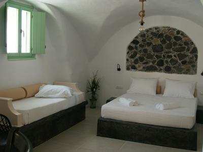 Mythos Traditional Stonehouse