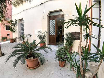 Casa Anadiomene
