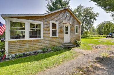 Waterfront Nobleboro Cottage w/ Kayaks & Boat Dock