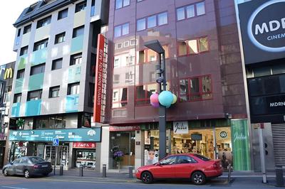 Somriu Hotel City M28