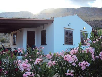 Villa Elena 2 Km From the Natural Reserve of Zingaro