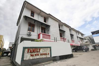 OYO 3872 Wisma Family